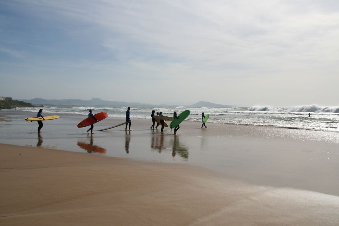 Les Ateliers FL Biarritz - Juniorkurs Surfen